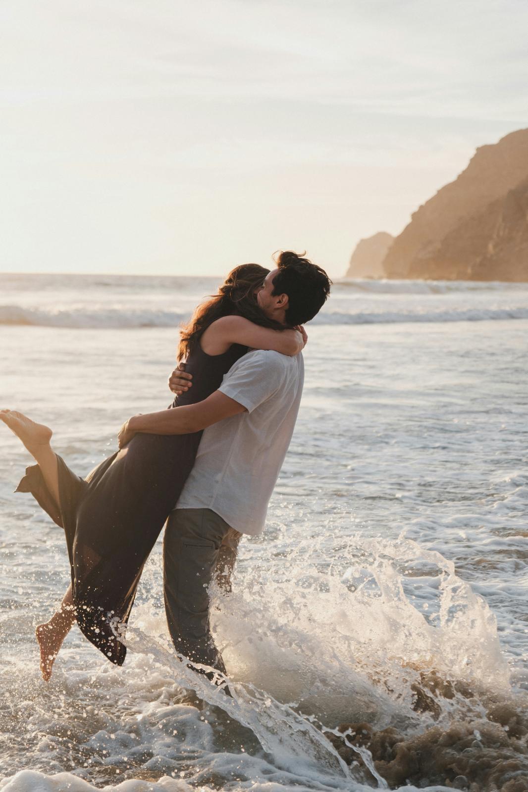 Do Holidays Leave You Feeling Disconnected From Your Husband? How to Save Your Marriage and Make This Your Most Connected Season Yet